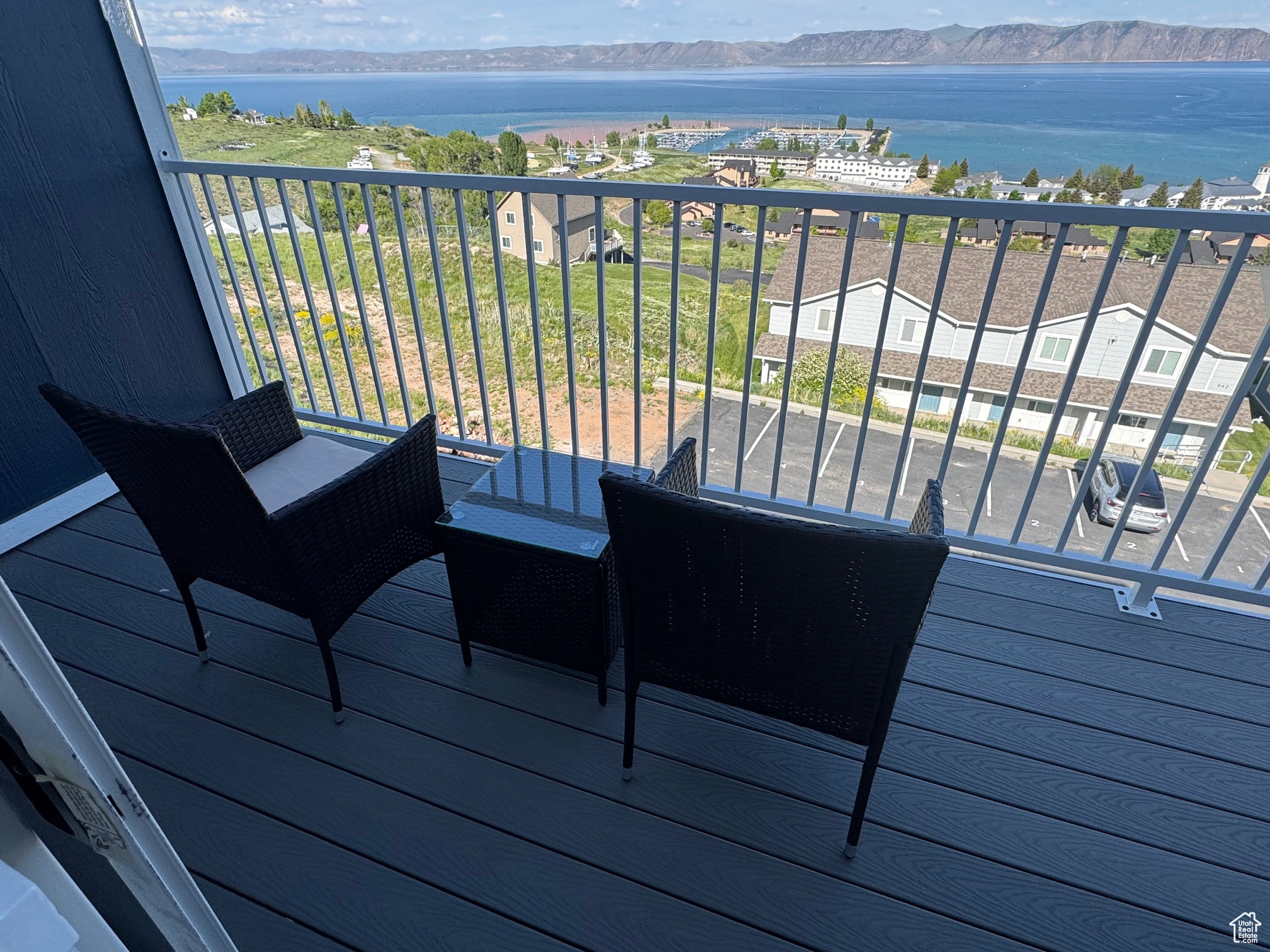 HARBOR VILLAGE - Residential