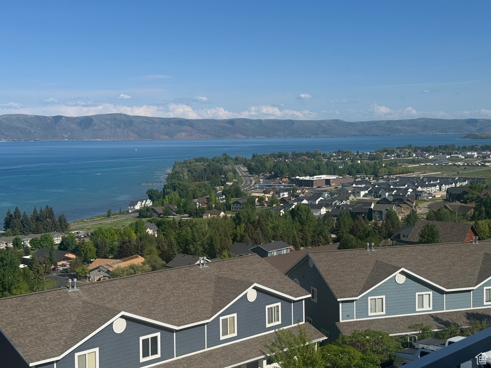 HARBOR VILLAGE - Residential