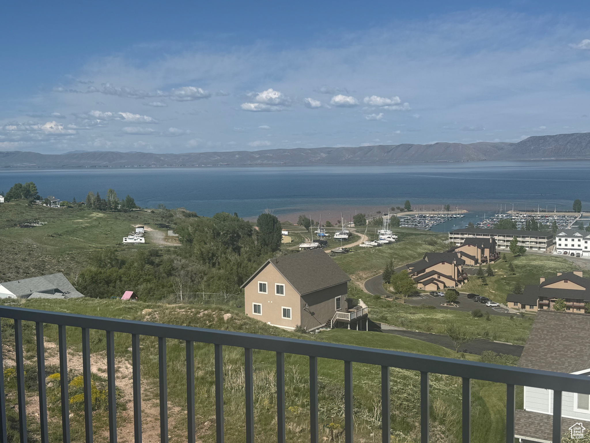 HARBOR VILLAGE - Residential