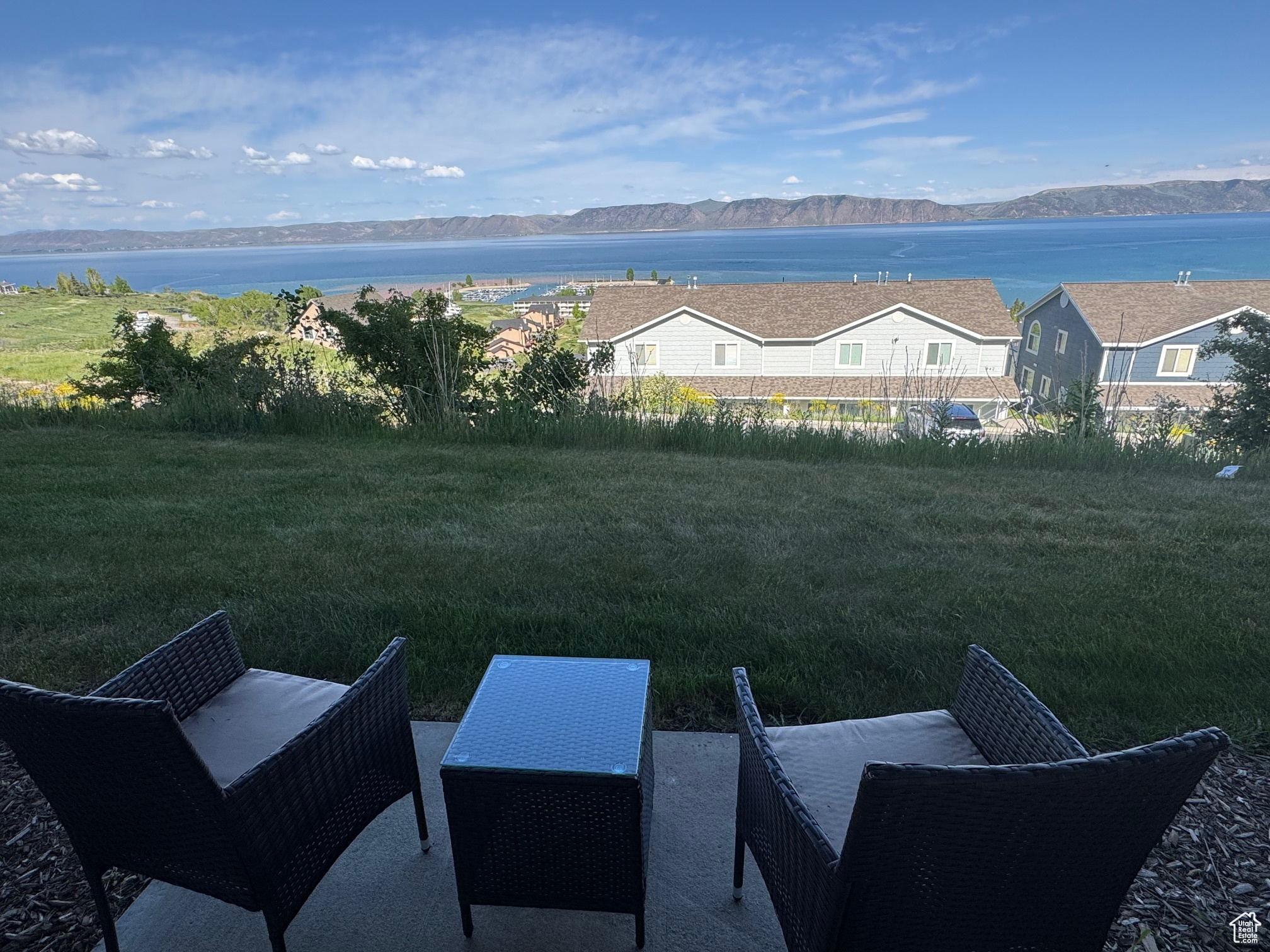 HARBOR VILLAGE - Residential