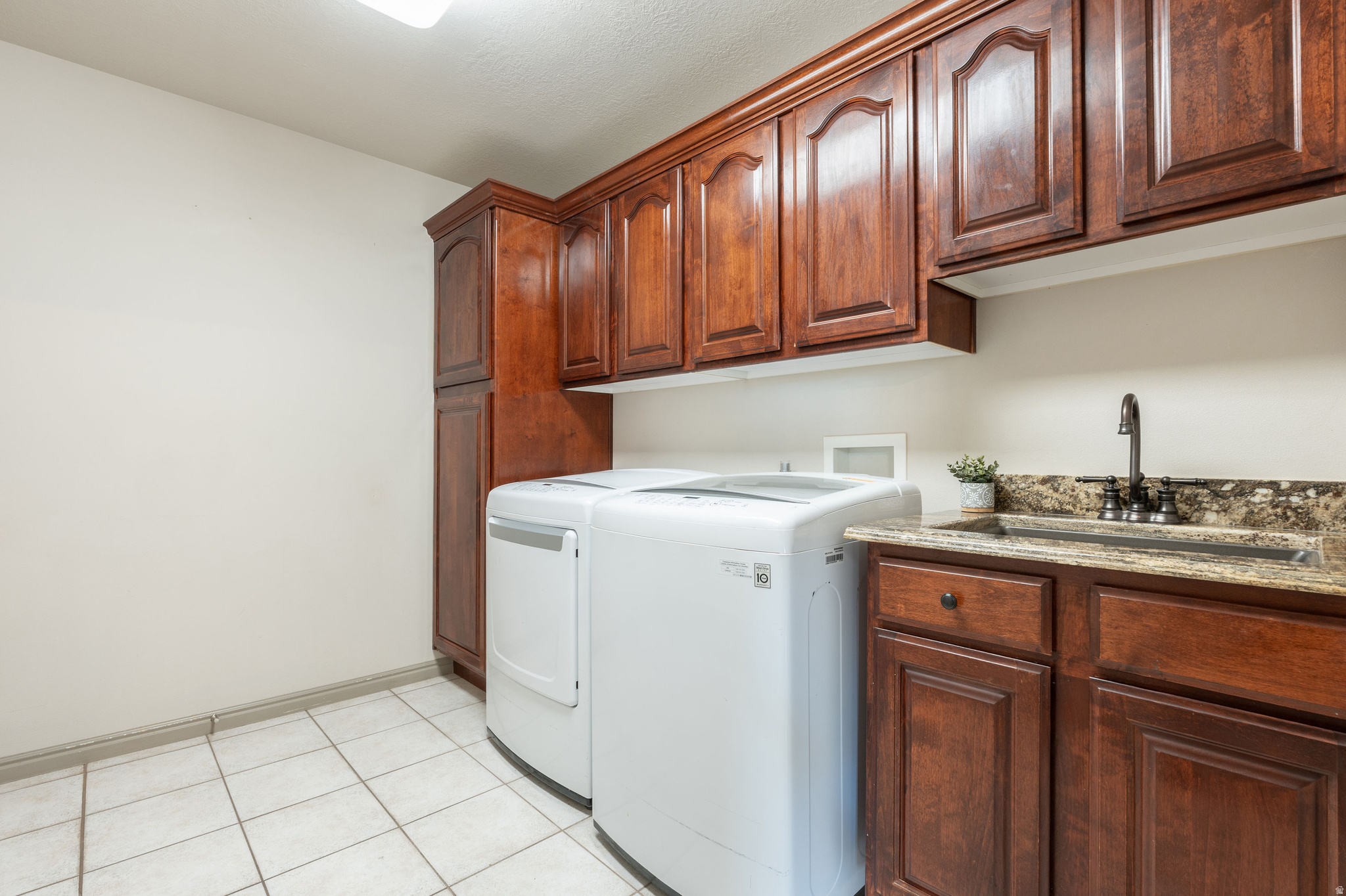 HEIGHTS WEST B - Residential