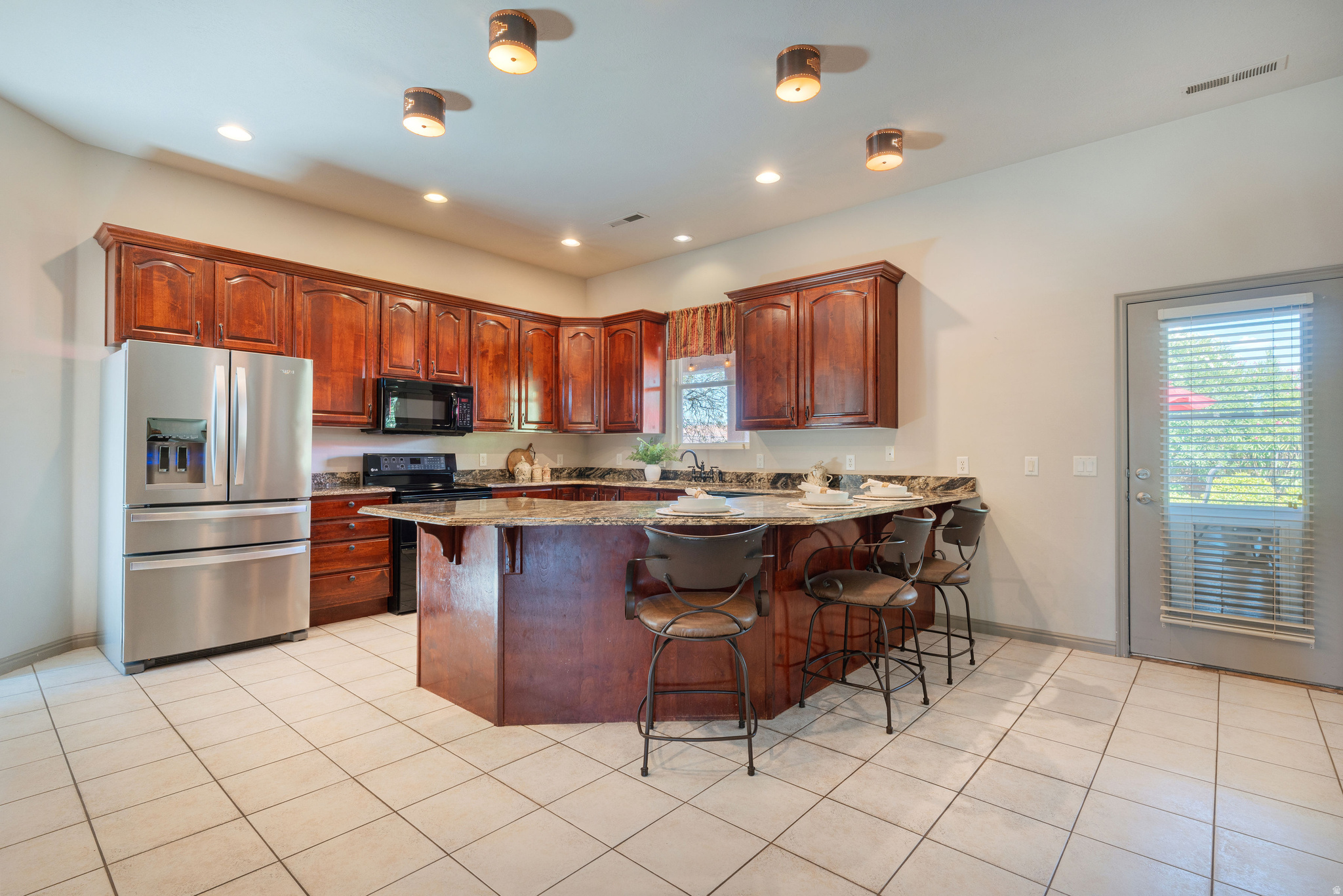 HEIGHTS WEST B - Residential