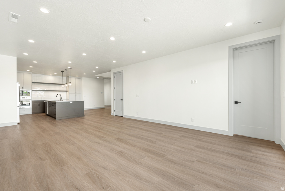 ISLAND AT CORAL CANYON - Residential