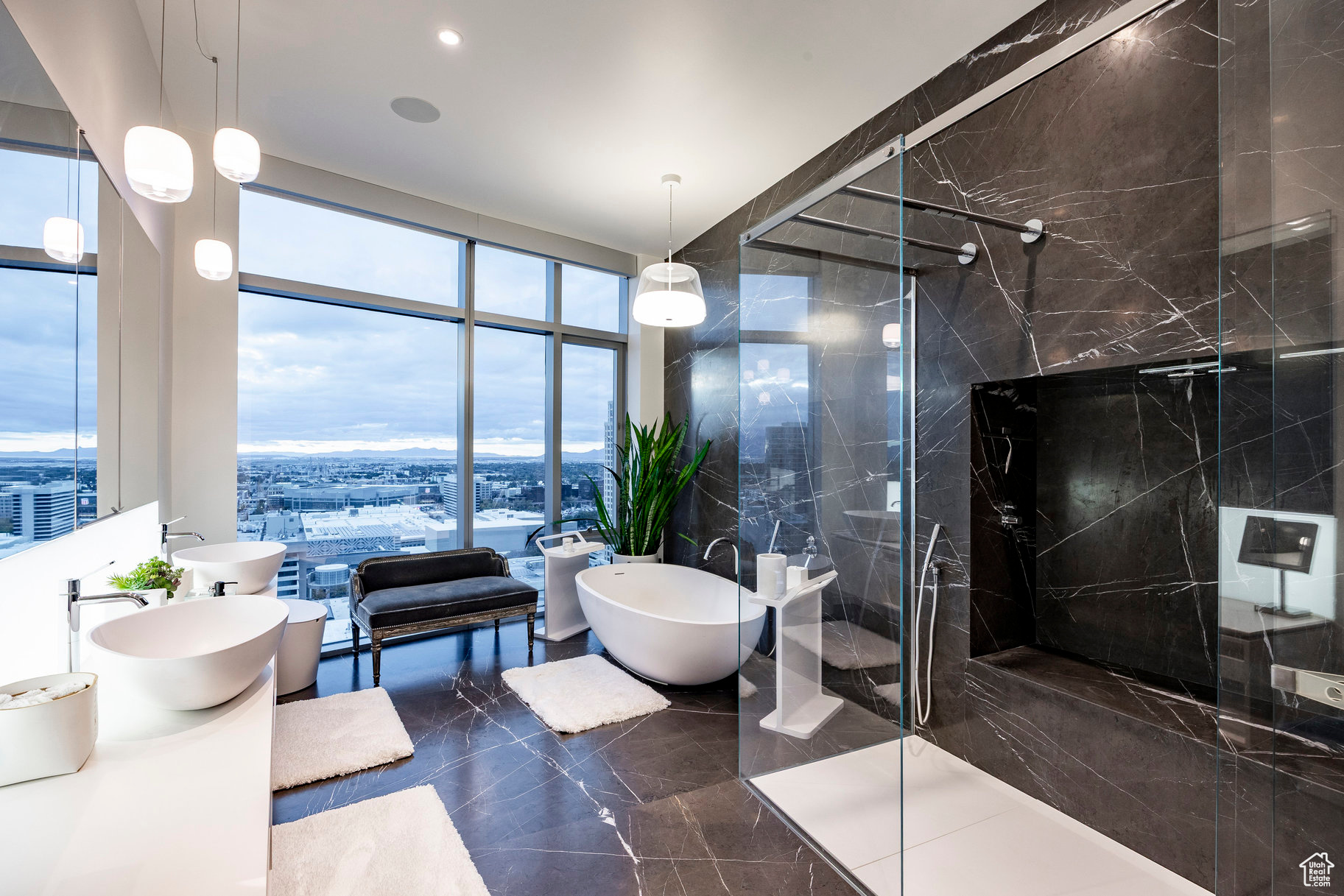 REGENT AT CITY CREEK - Residential