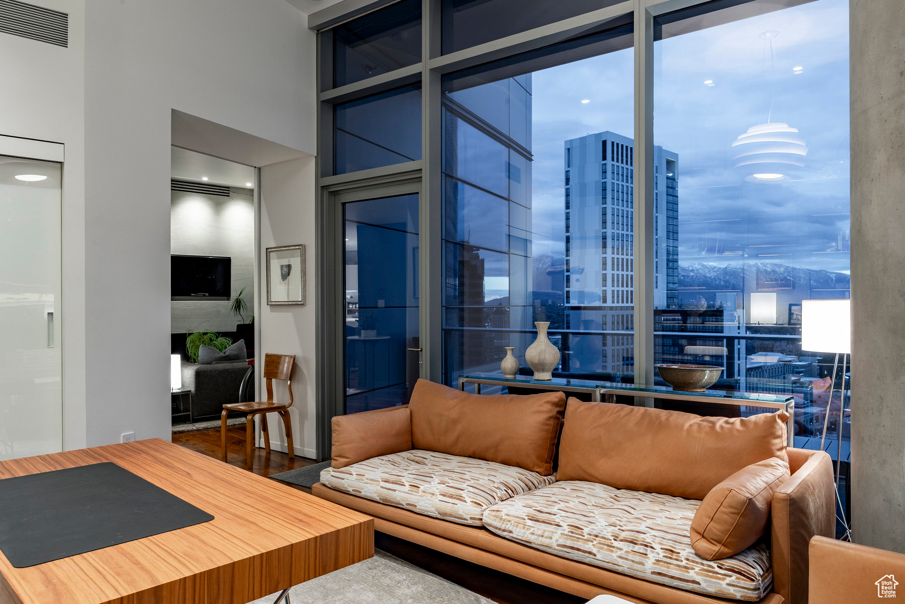 REGENT AT CITY CREEK - Residential