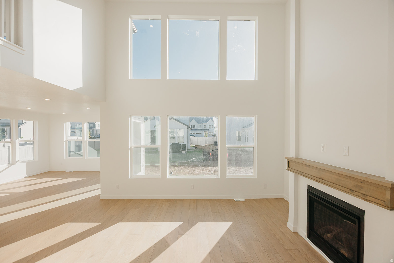 FIREFLY - Residential