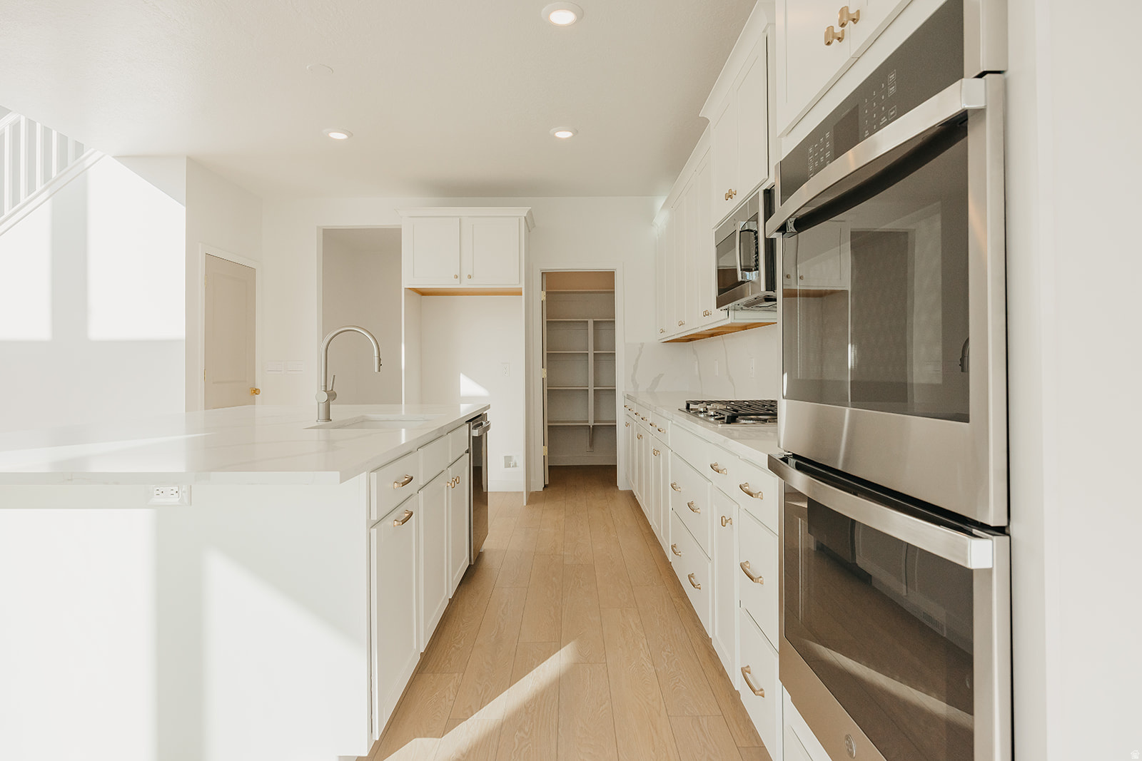 FIREFLY - Residential