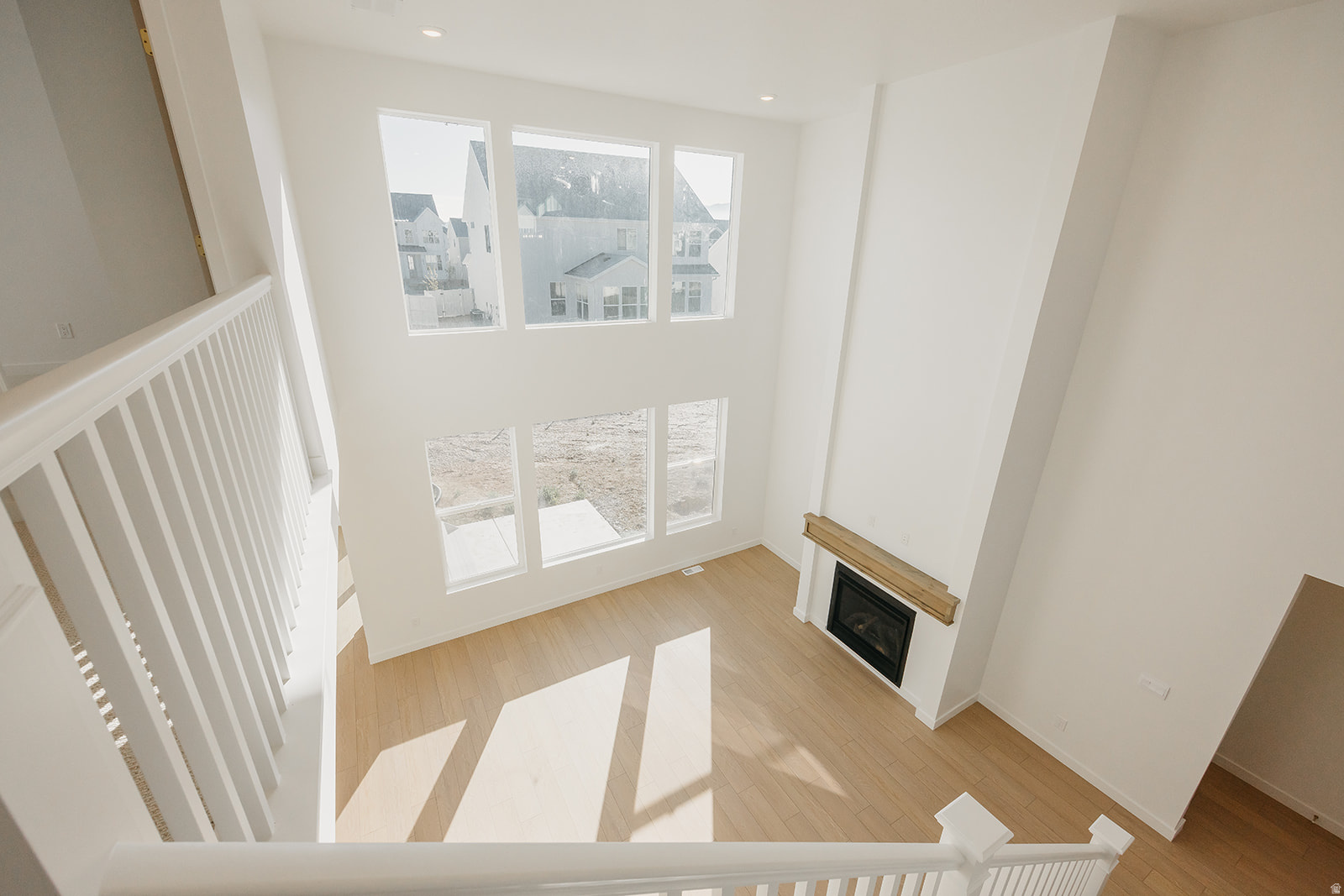 FIREFLY - Residential