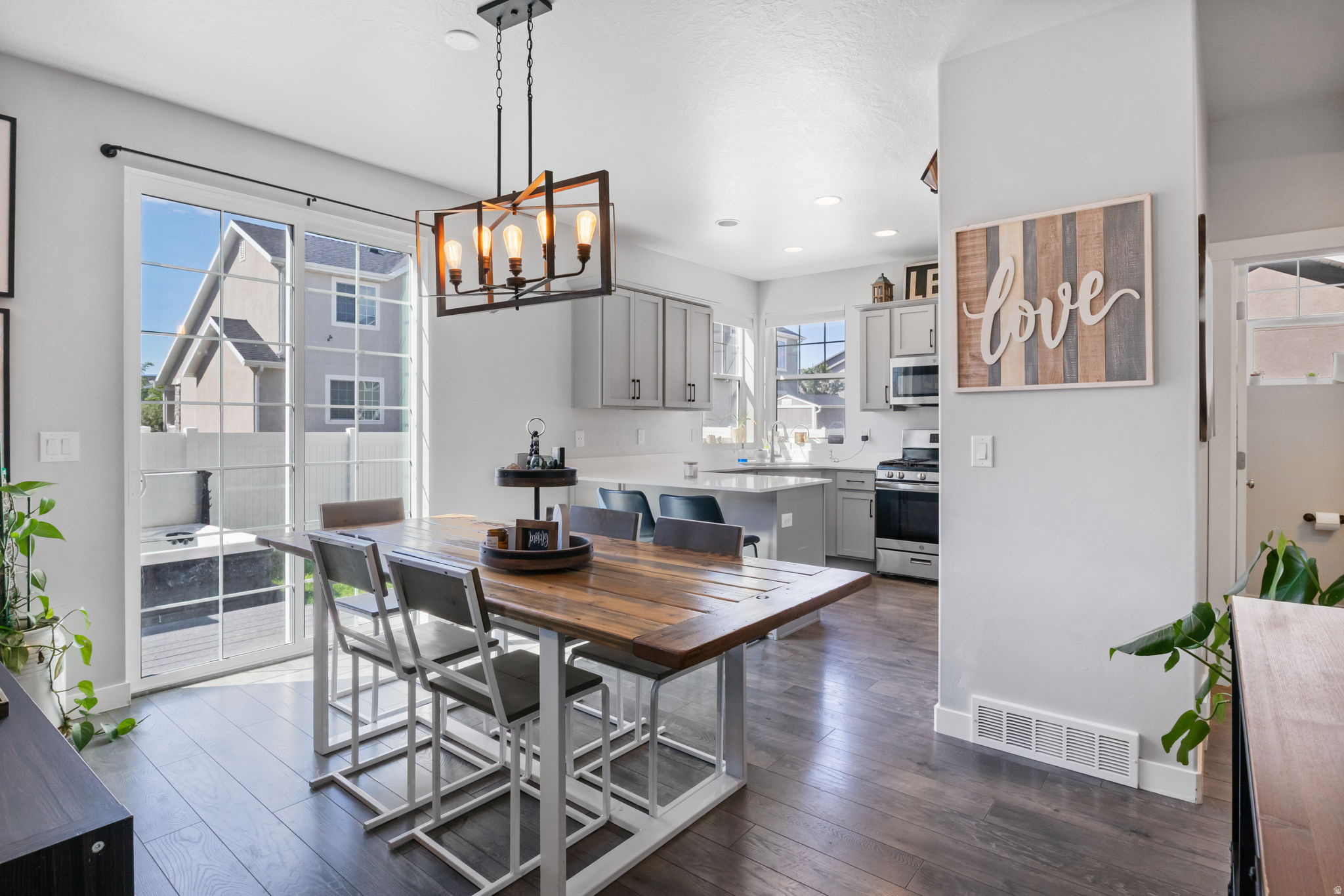 SAGEWOOD VILLAGE SUBDIVISION - Residential