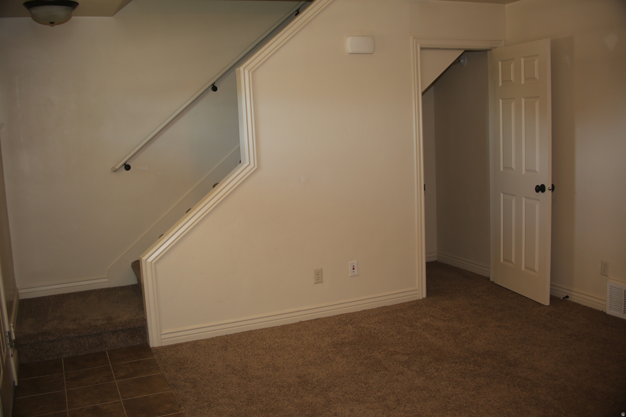 UINTAH SHADOWS - Residential