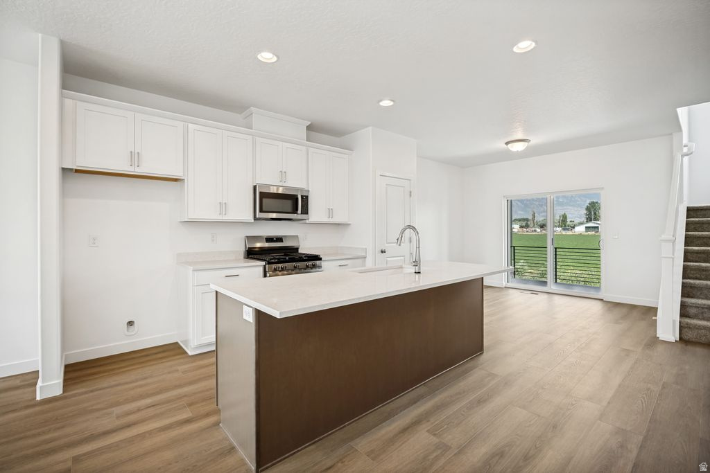 MEADOWBROOK - Residential
