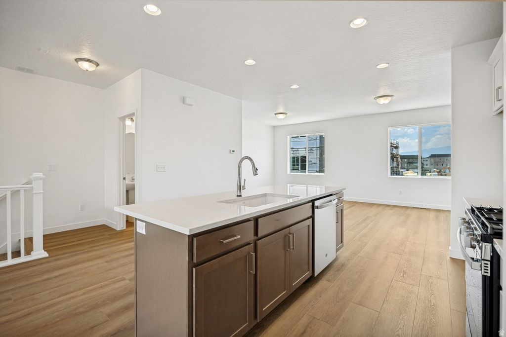 MEADOWBROOK - Residential