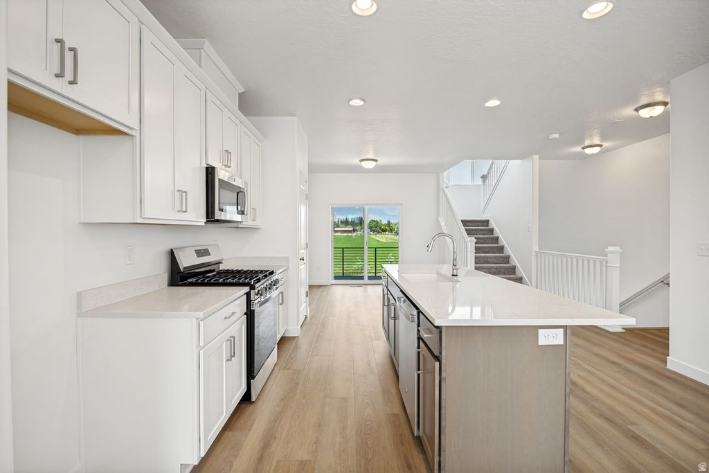 MEADOWBROOK - Residential