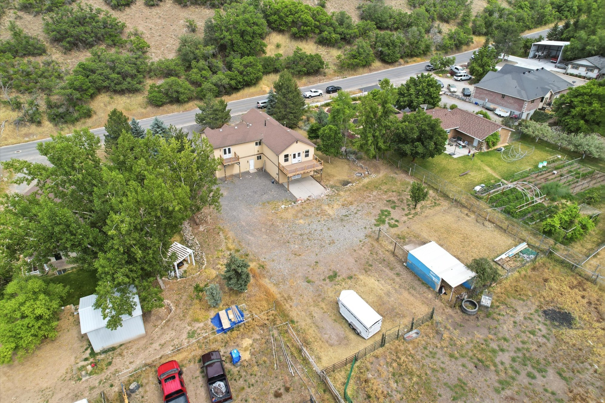 LOAFER CANYON - Residential