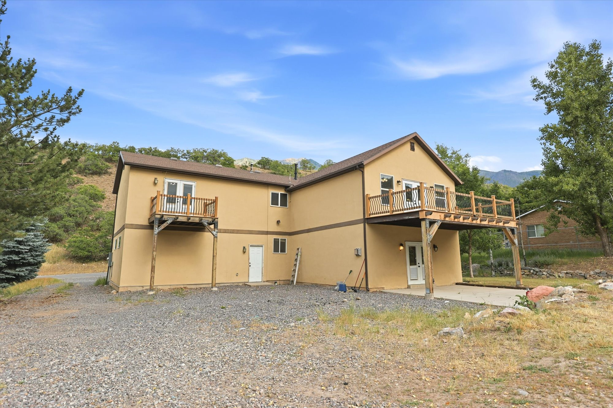 LOAFER CANYON - Residential