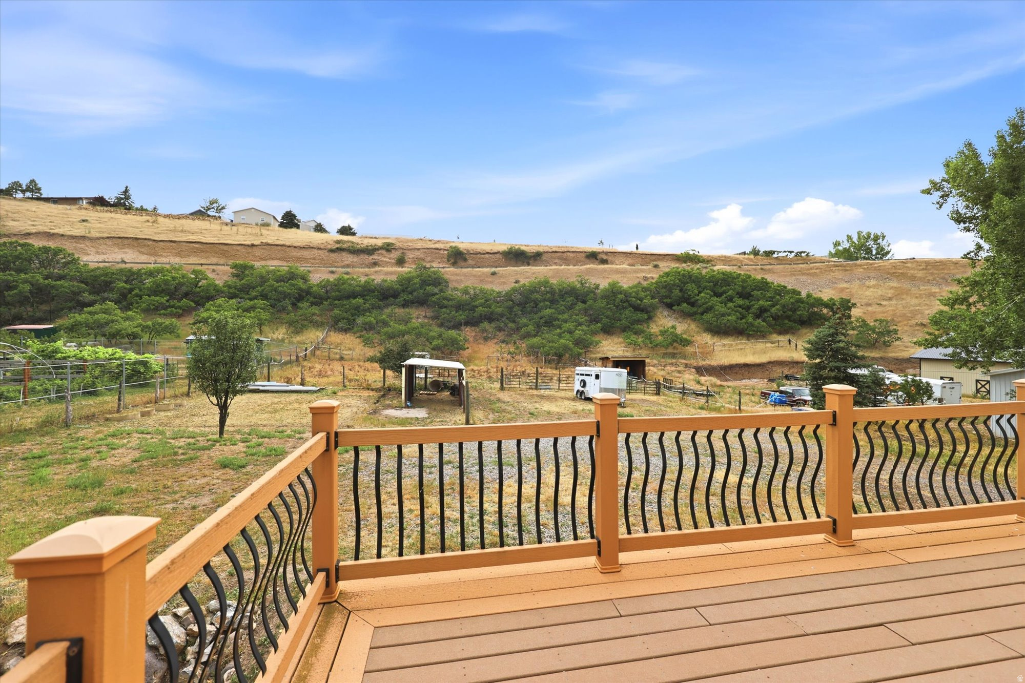 LOAFER CANYON - Residential