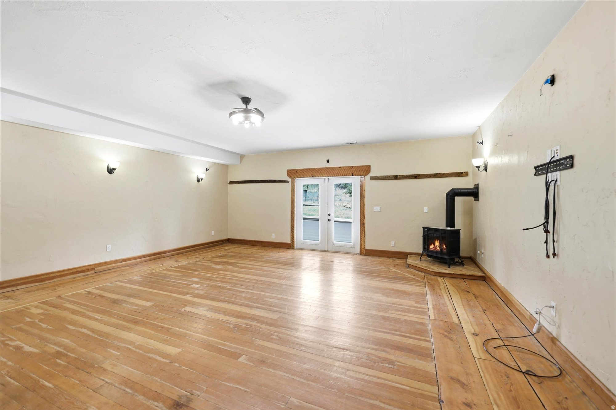 LOAFER CANYON - Residential