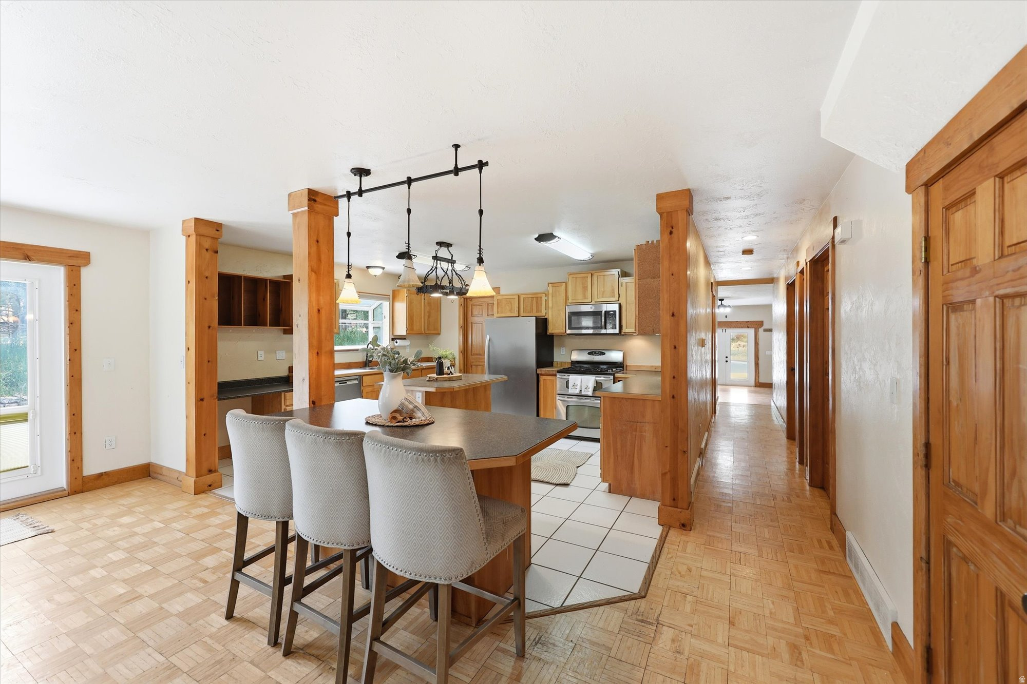 LOAFER CANYON - Residential