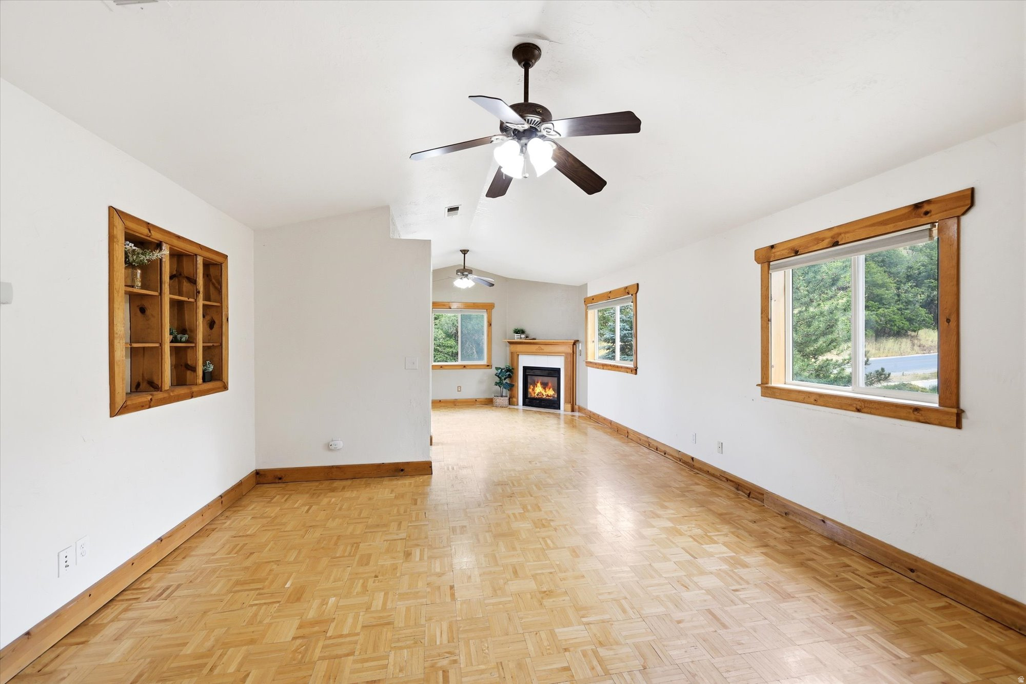 LOAFER CANYON - Residential