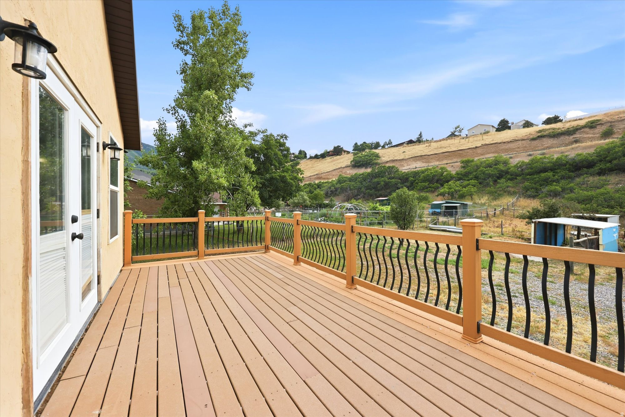 LOAFER CANYON - Residential