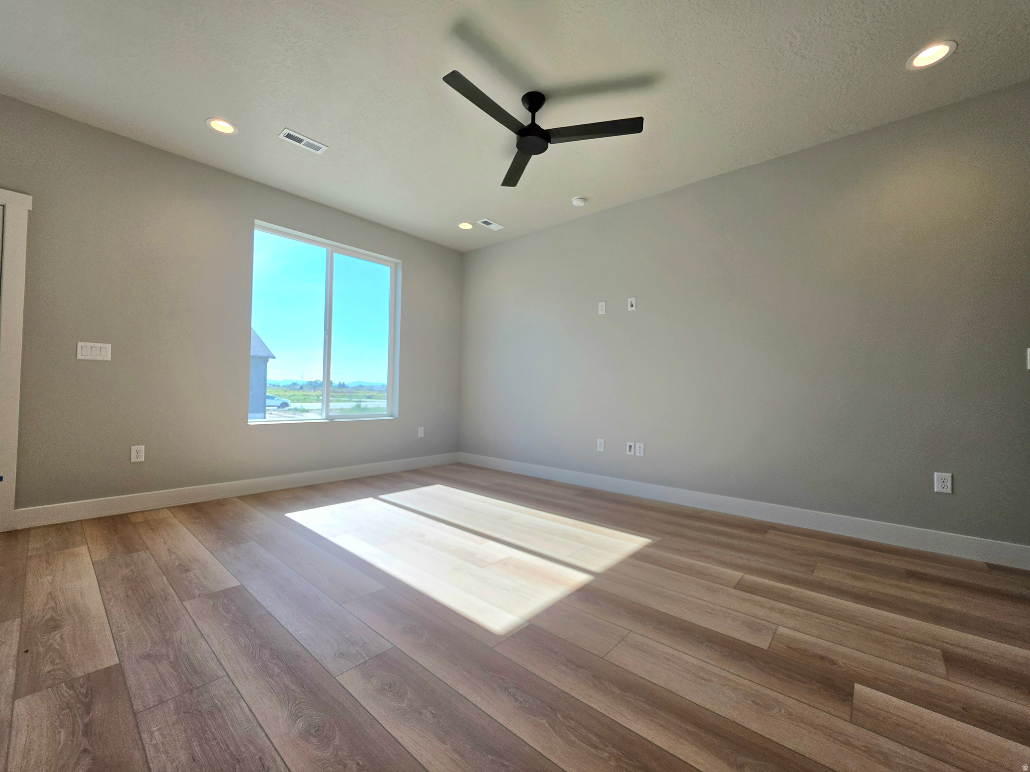 CREEKSIDE AT JDC RANCH - Residential