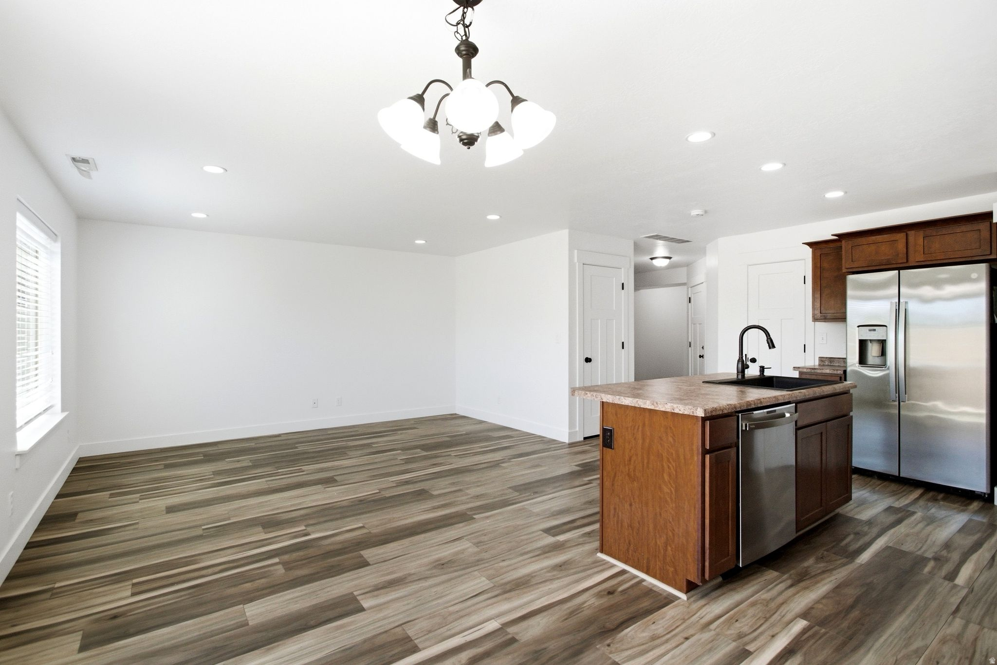 SPANISH TRAILS - Residential