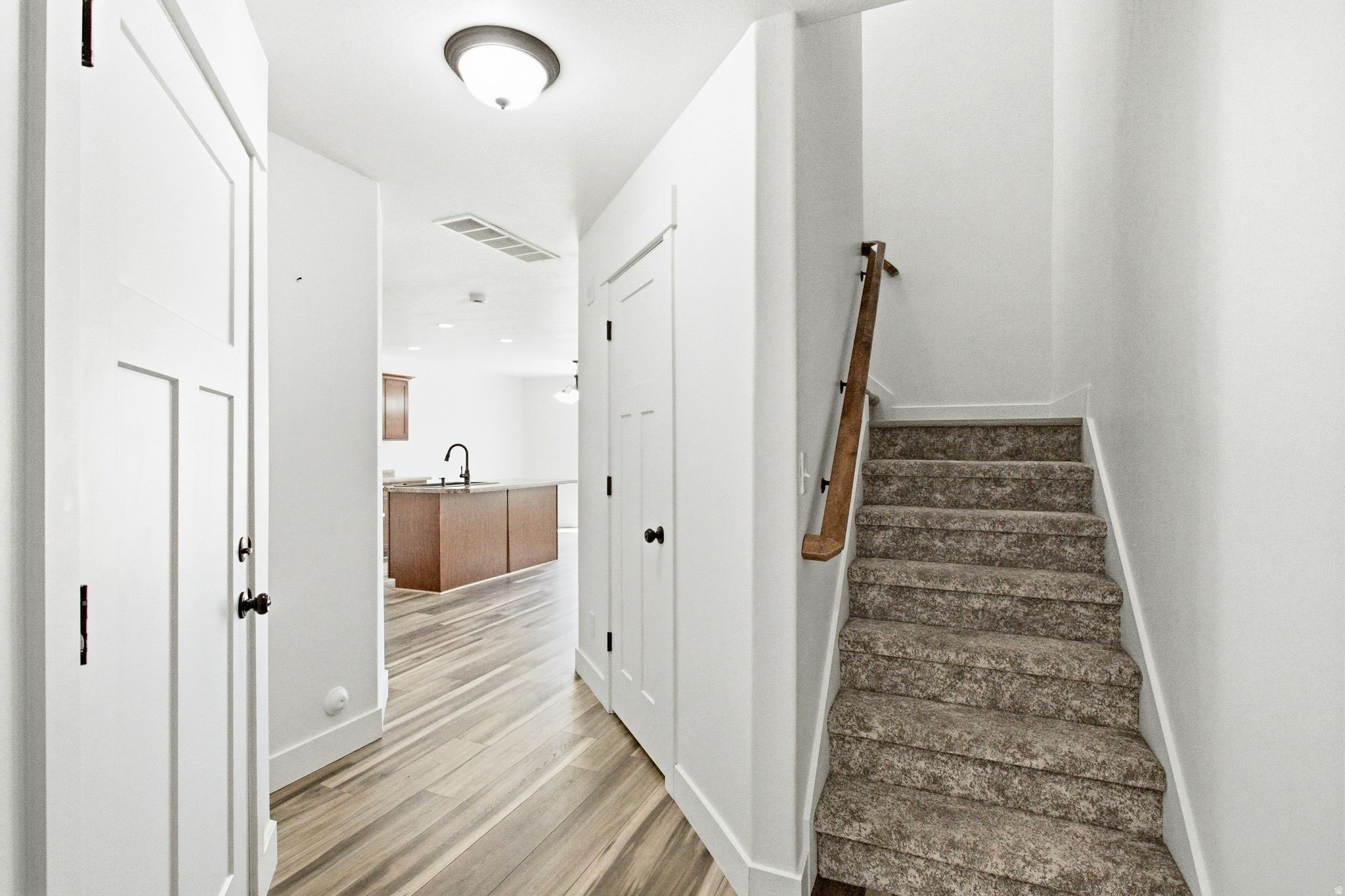 SPANISH TRAILS - Residential