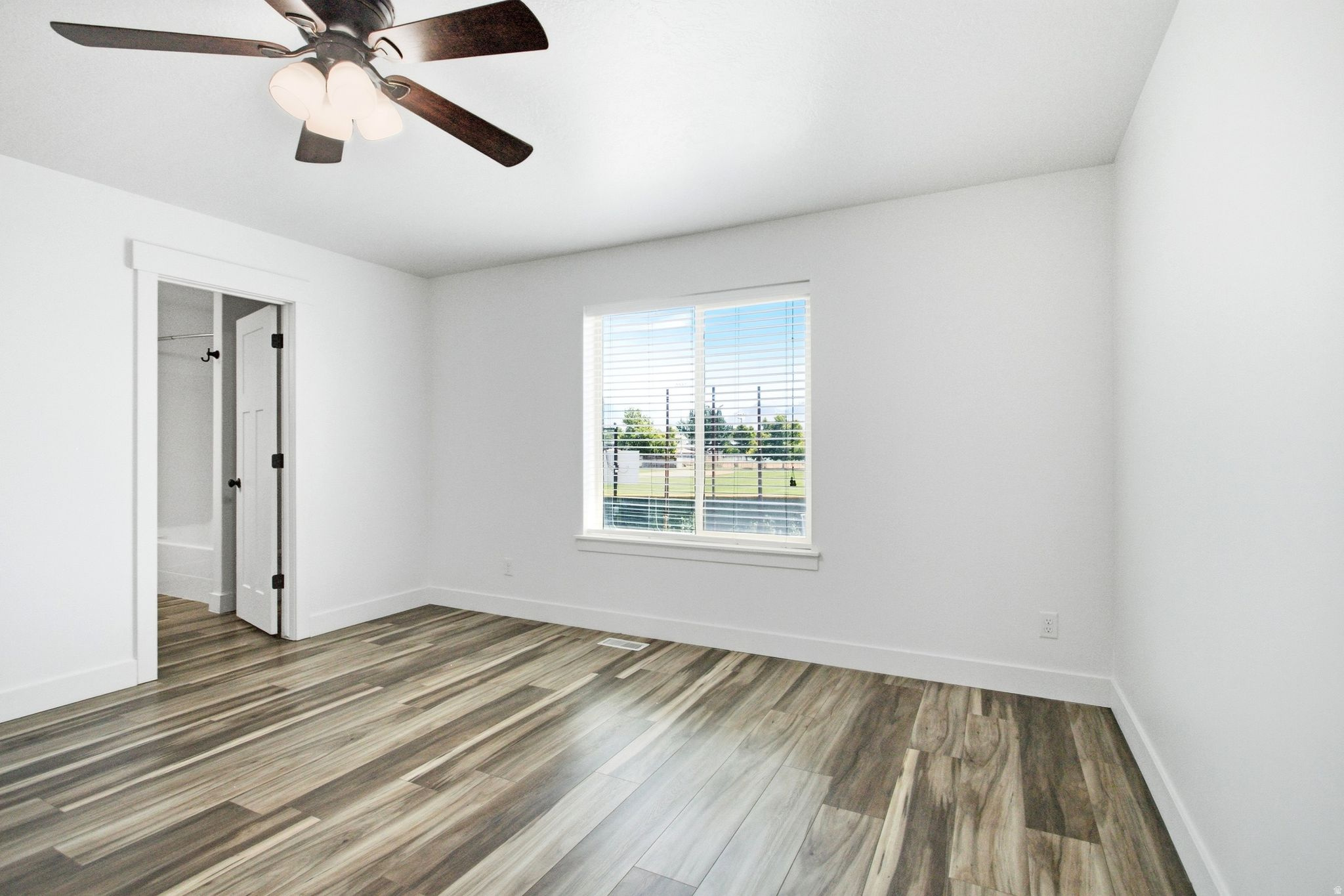 SPANISH TRAILS - Residential