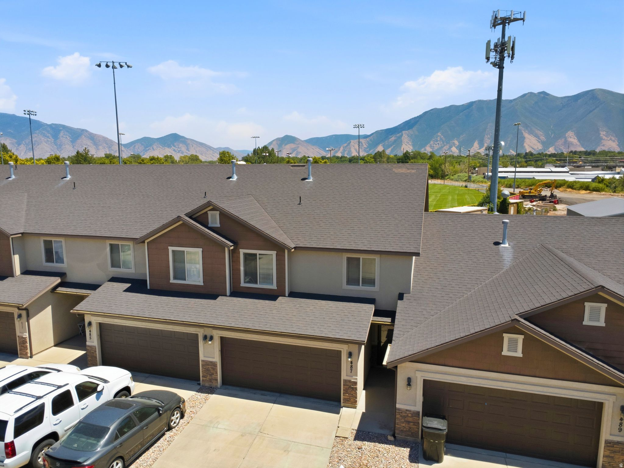 SPANISH TRAILS - Residential