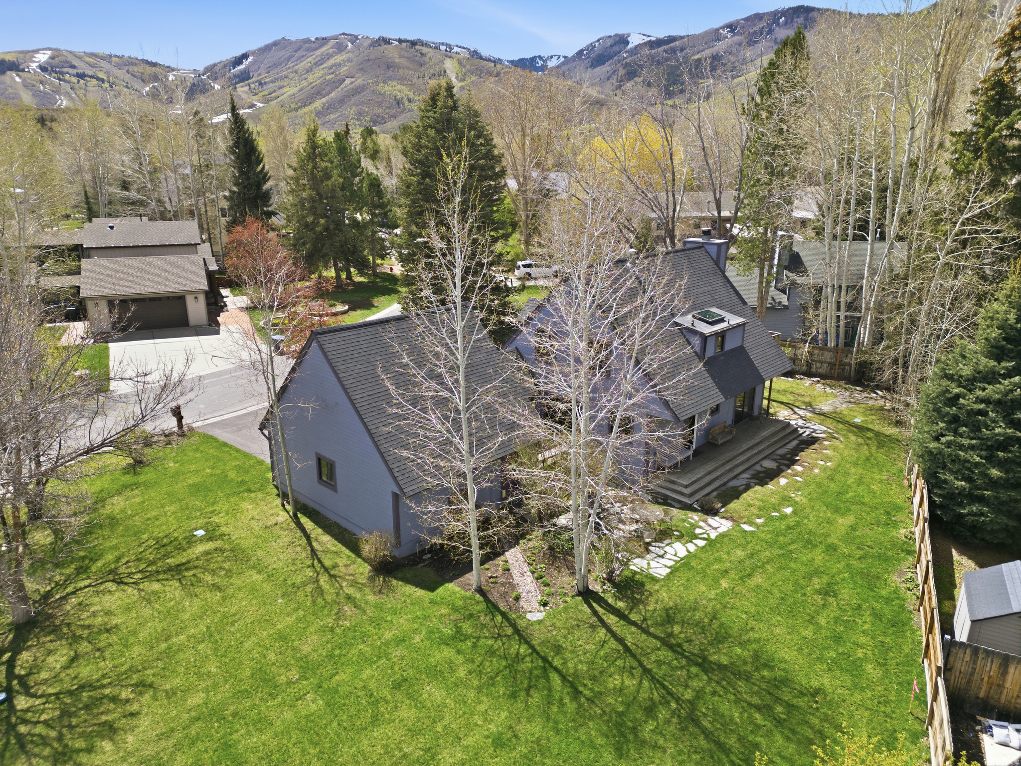 PARK MEADOWS SUBDIVI - Residential Lease