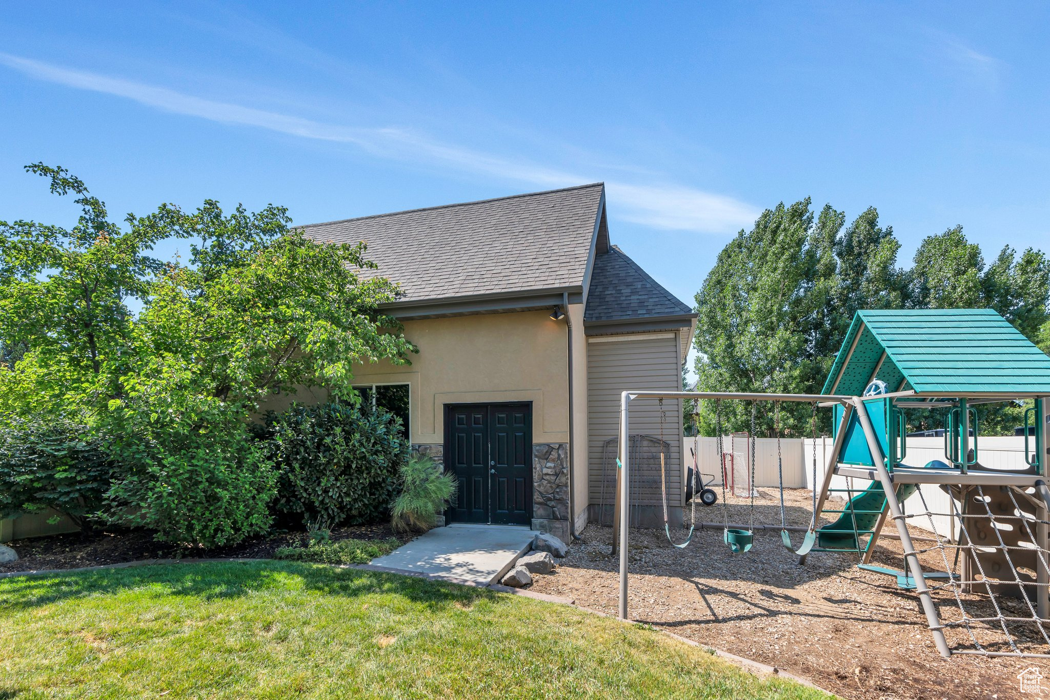 MADISON MEADOWS - Residential