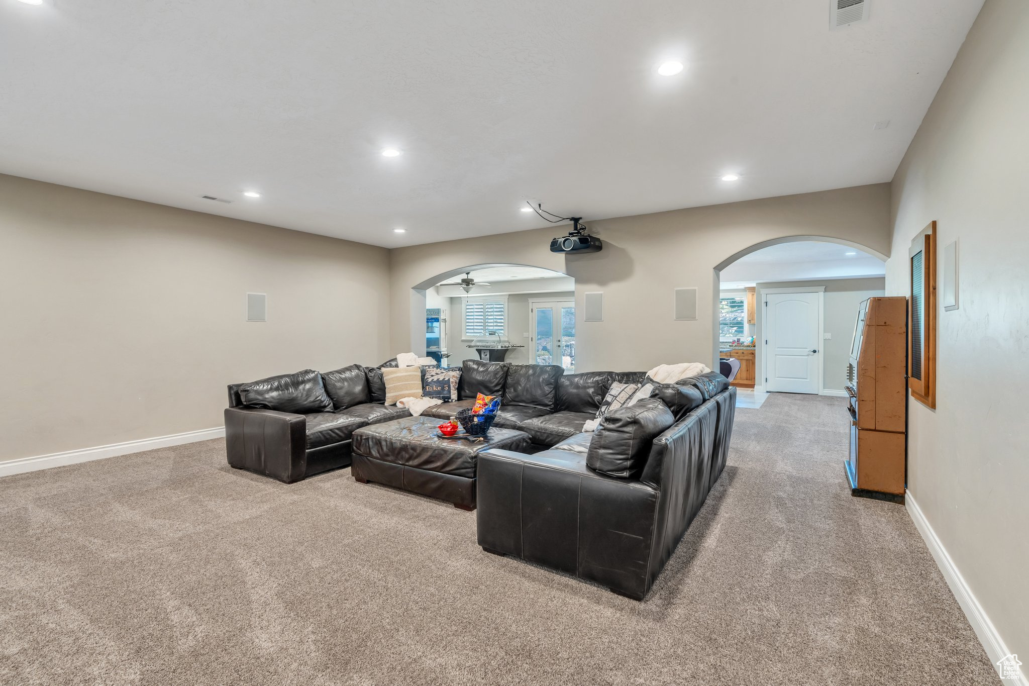 MADISON MEADOWS - Residential