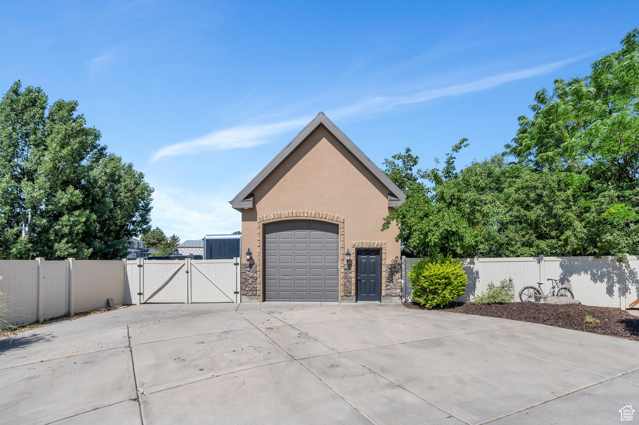 MADISON MEADOWS - Residential