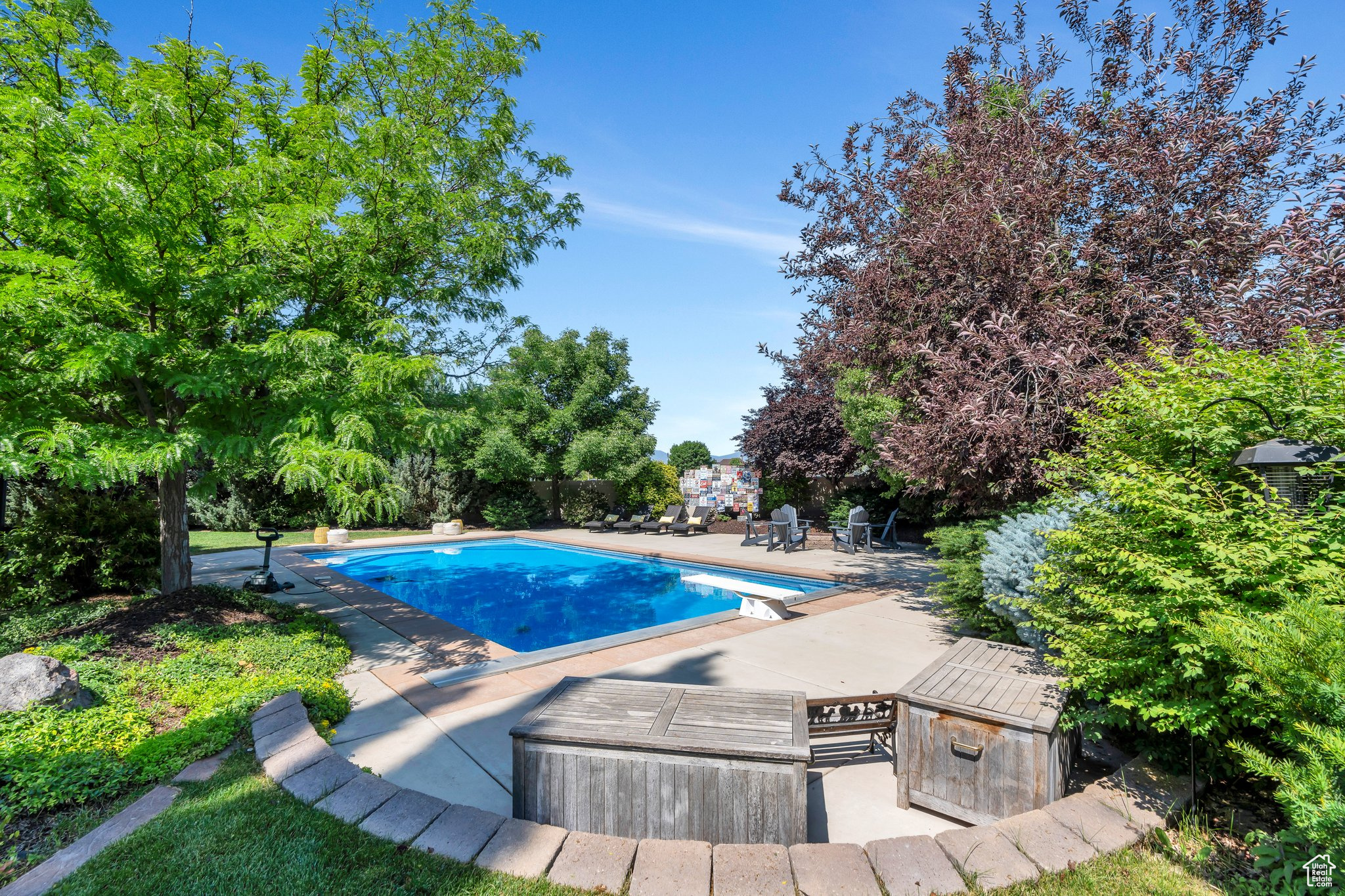 MADISON MEADOWS - Residential