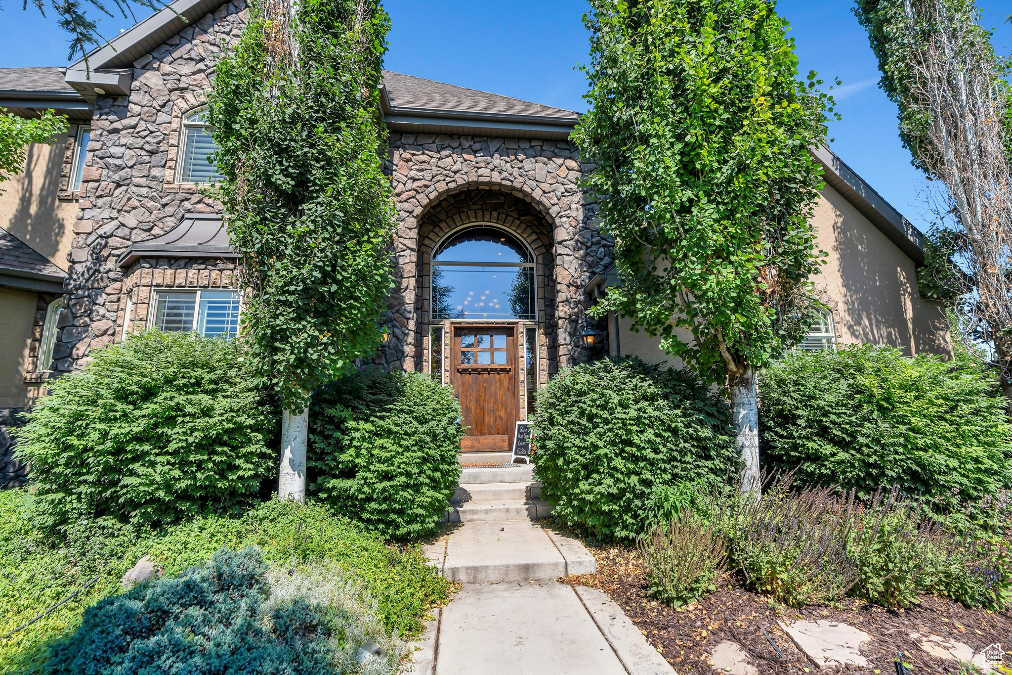 MADISON MEADOWS - Residential