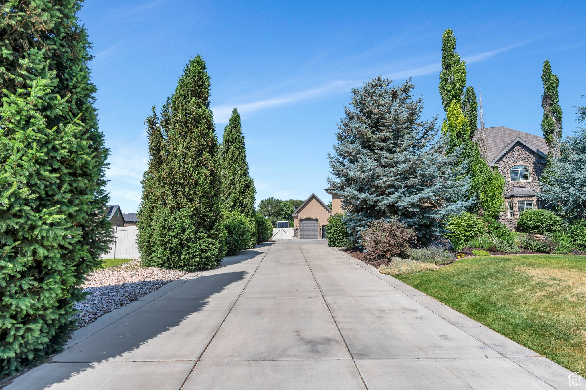 MADISON MEADOWS - Residential
