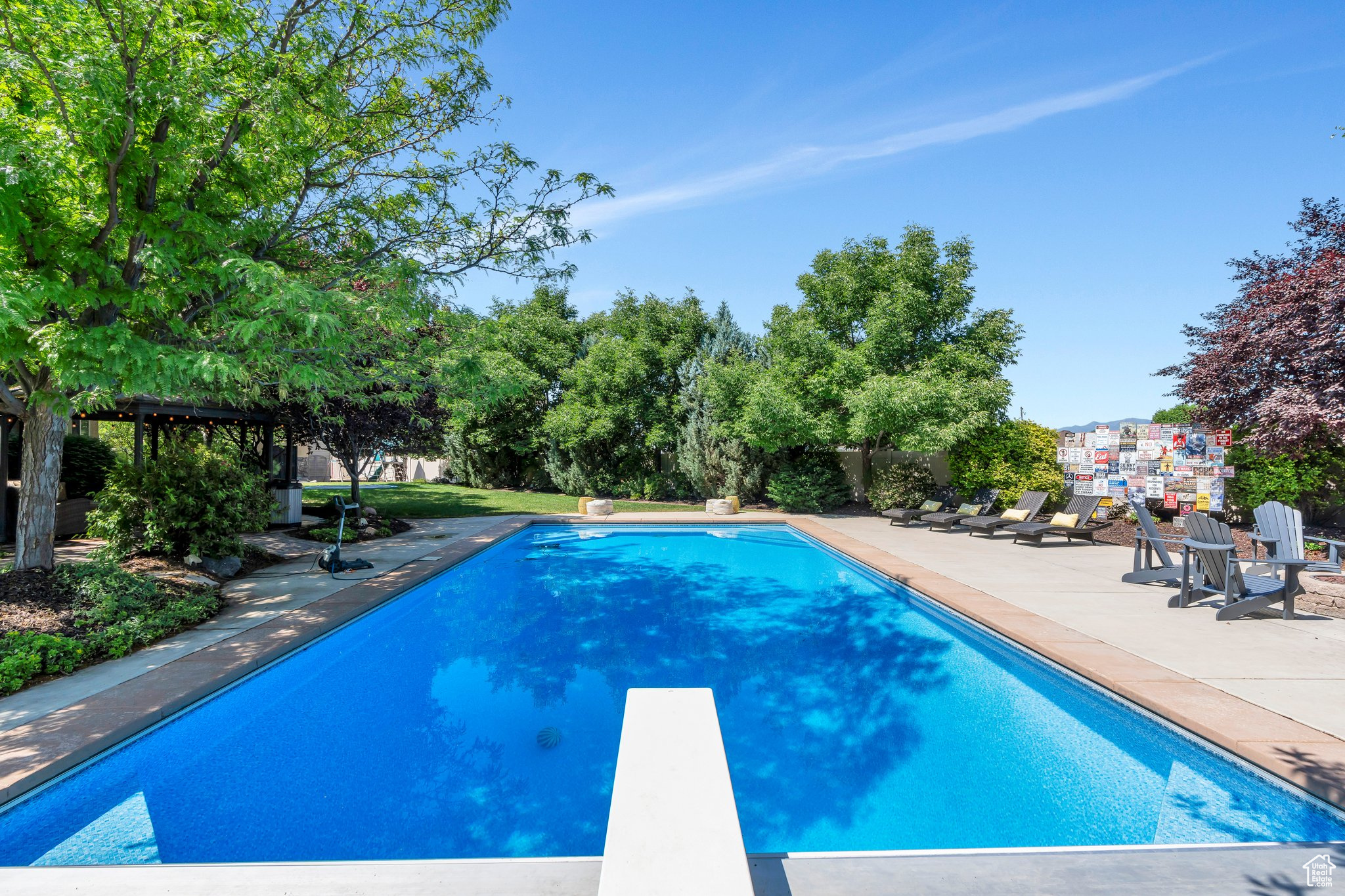 MADISON MEADOWS - Residential