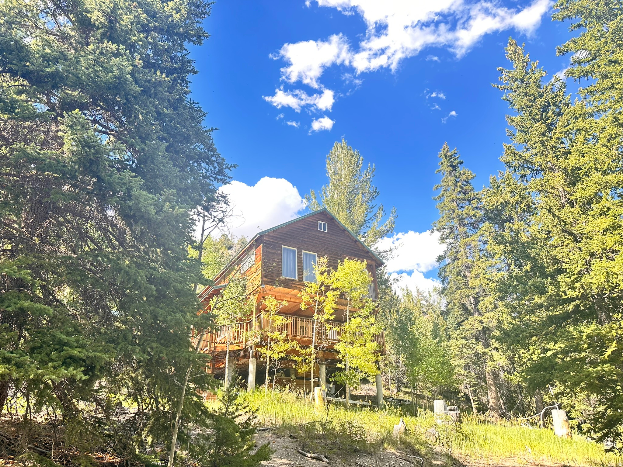 ARGYLE CANYON - Residential