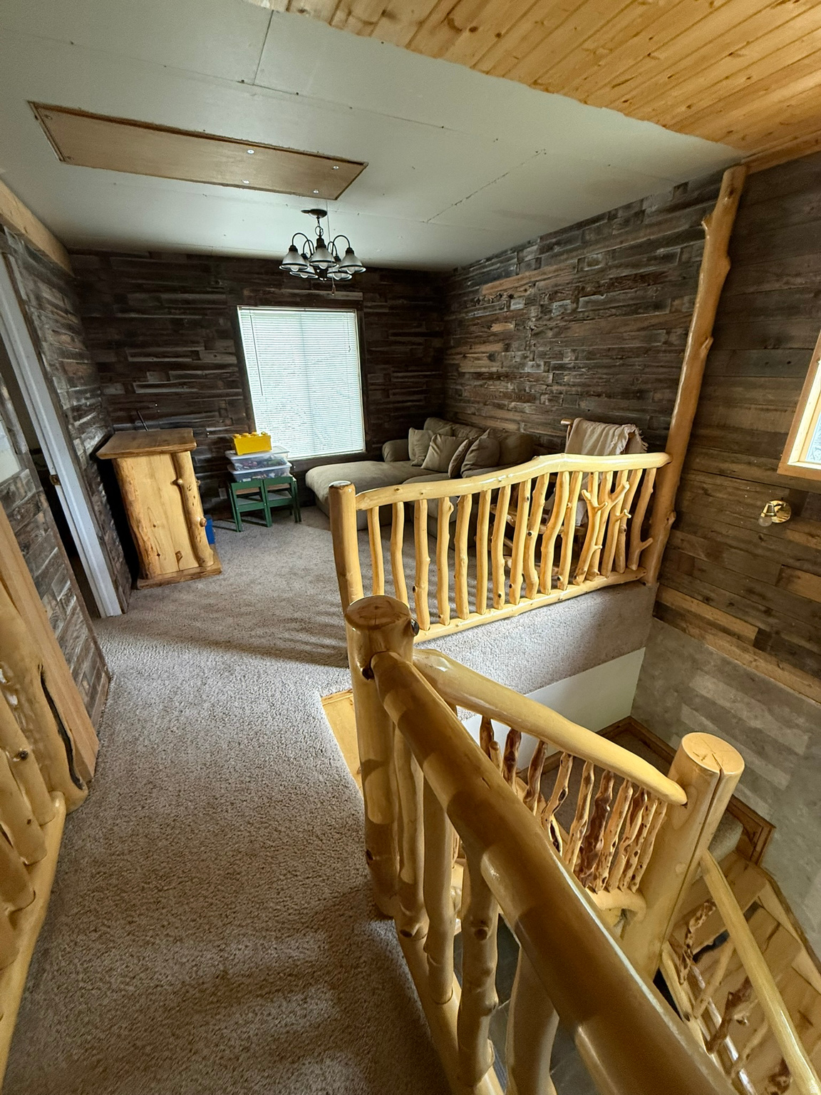ARGYLE CANYON - Residential