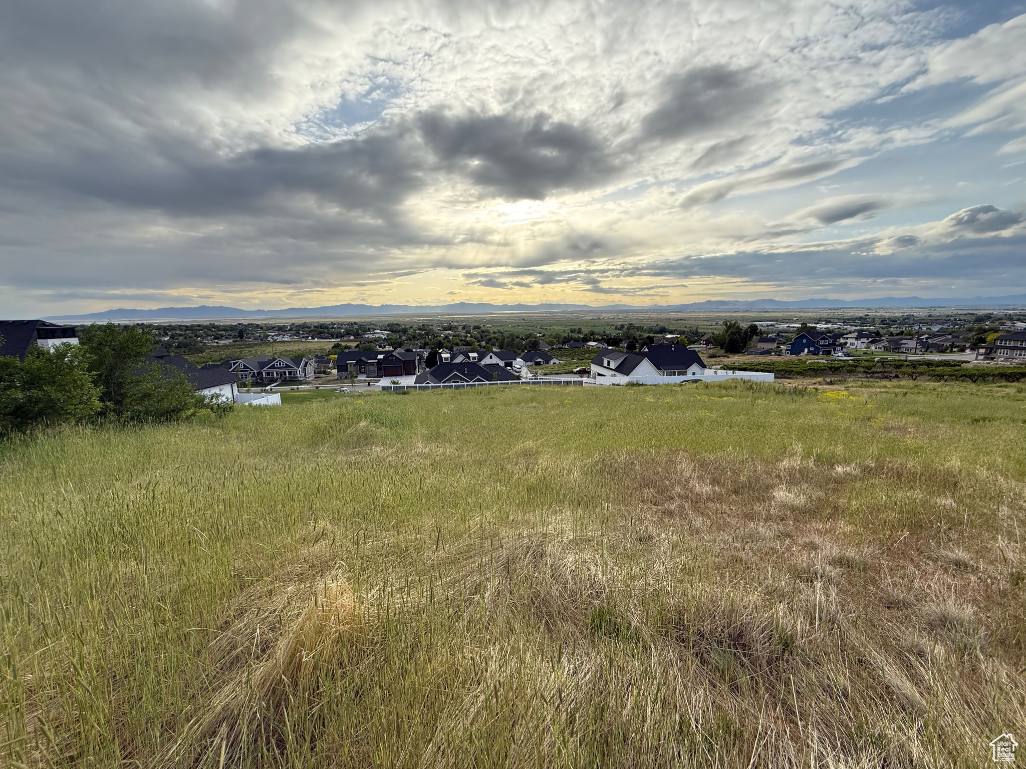 MOUNT PLEASANT ESTATES - Land