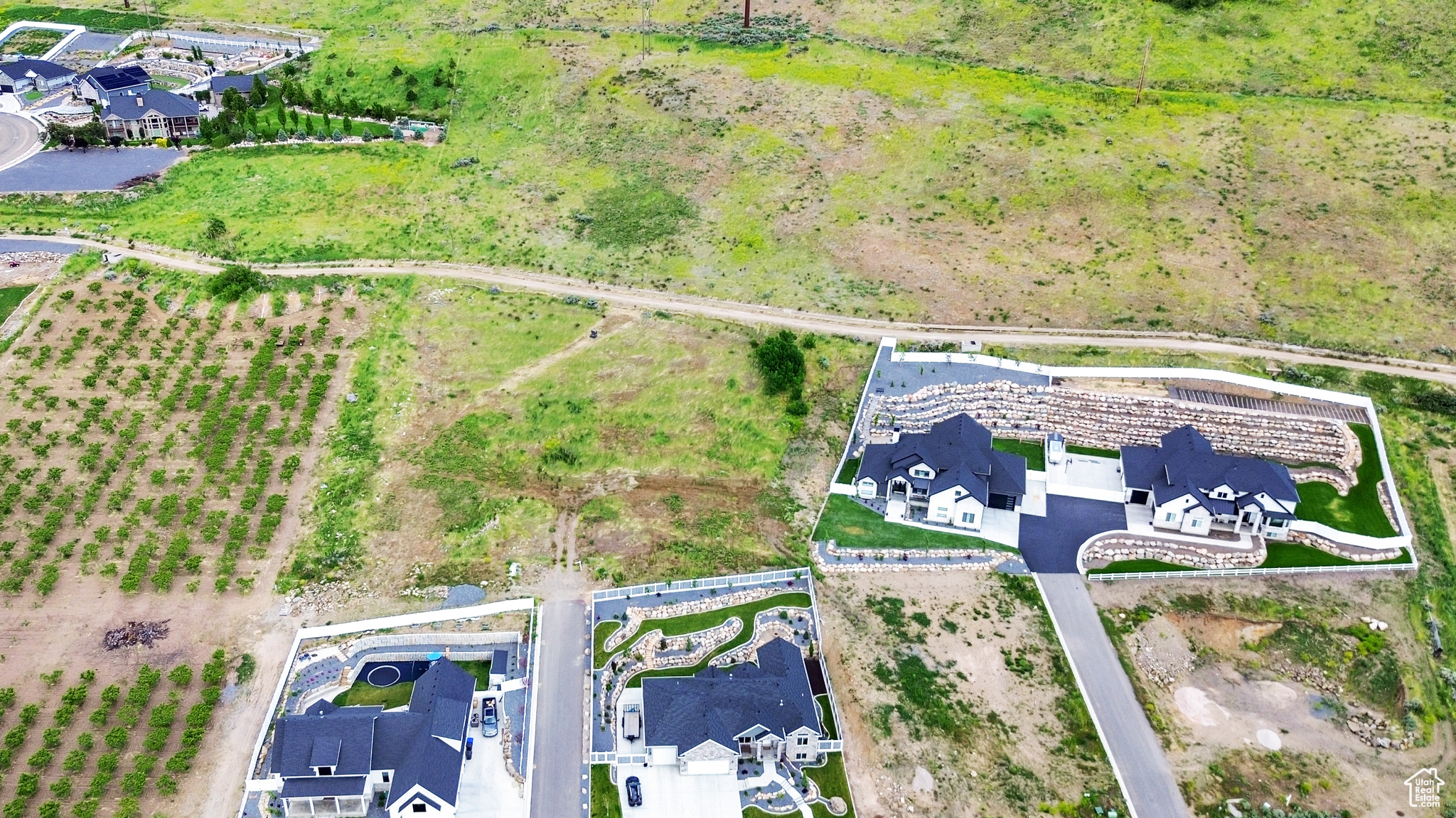 MOUNT PLEASANT ESTATES - Land