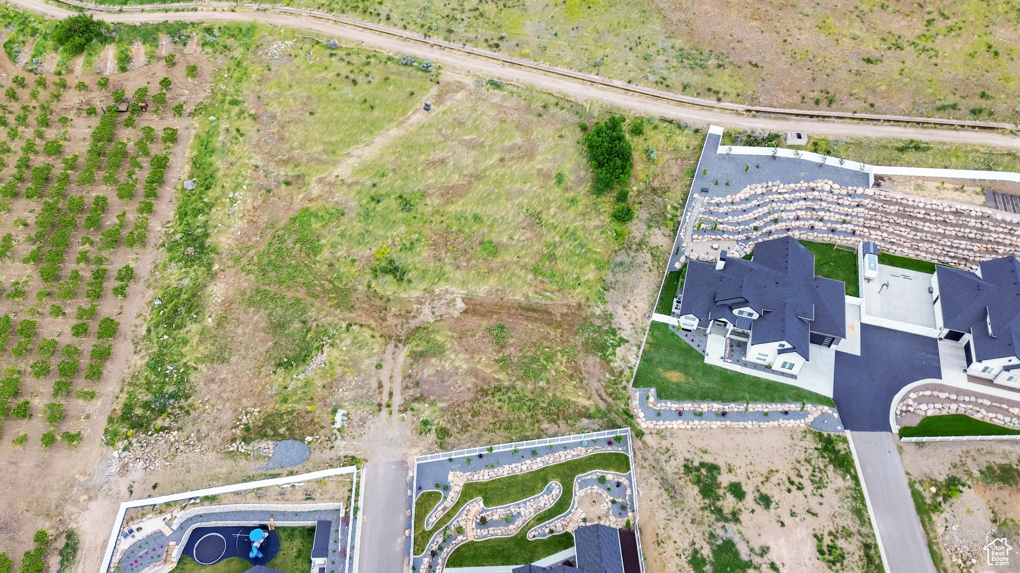 MOUNT PLEASANT ESTATES - Land
