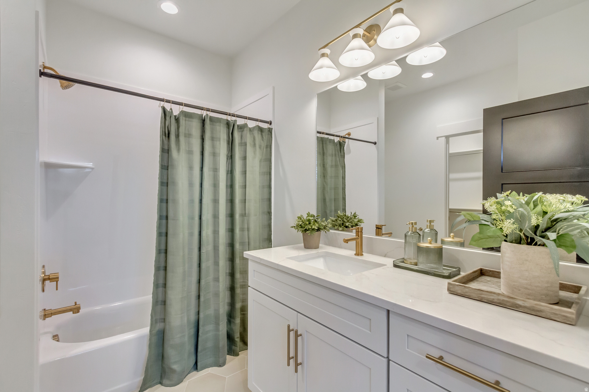 KIMBALL VILLAS - Residential