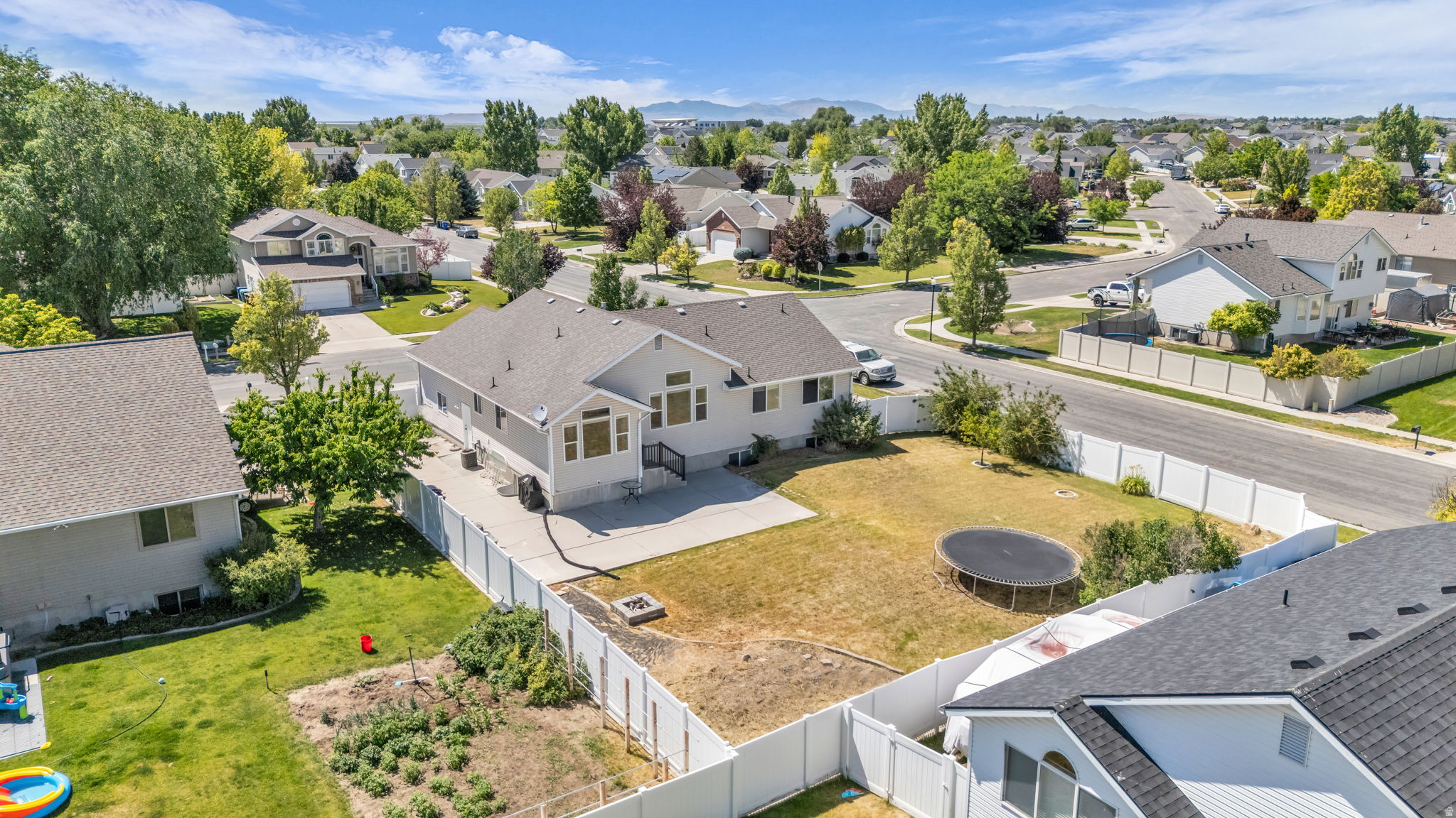 MUIRFIELD - Residential