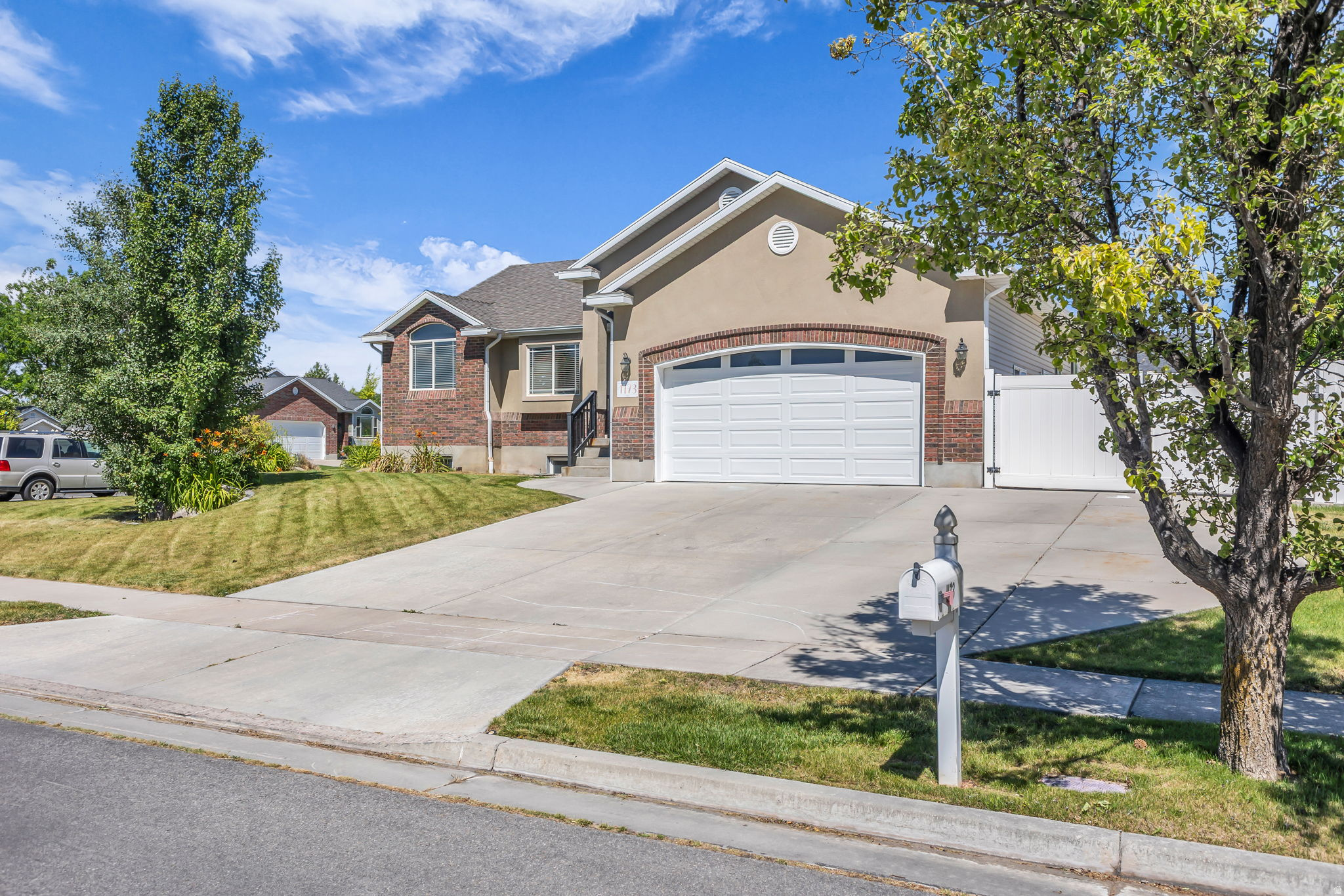 MUIRFIELD - Residential