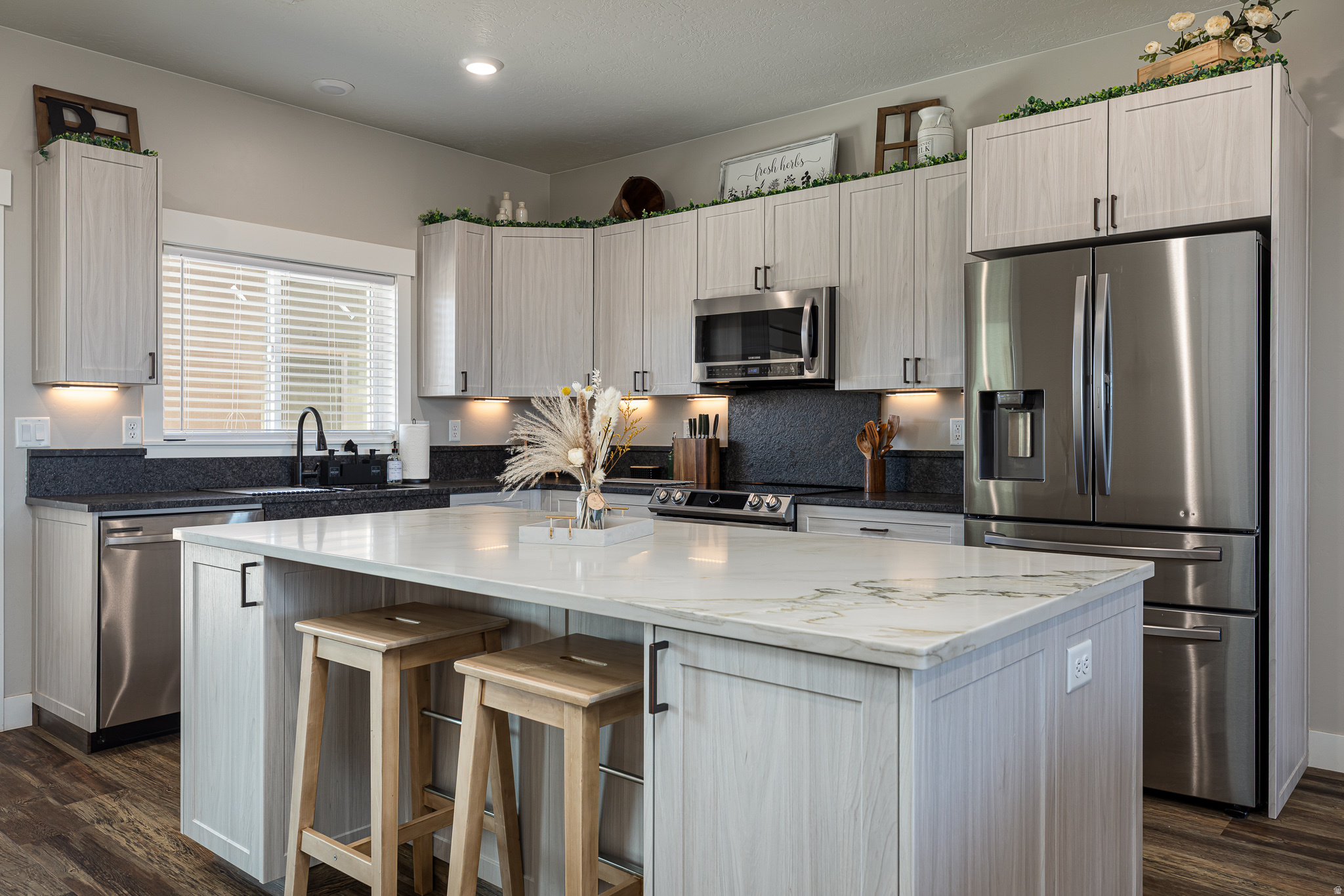 CREEKSIDE SUBDIVISION - Residential