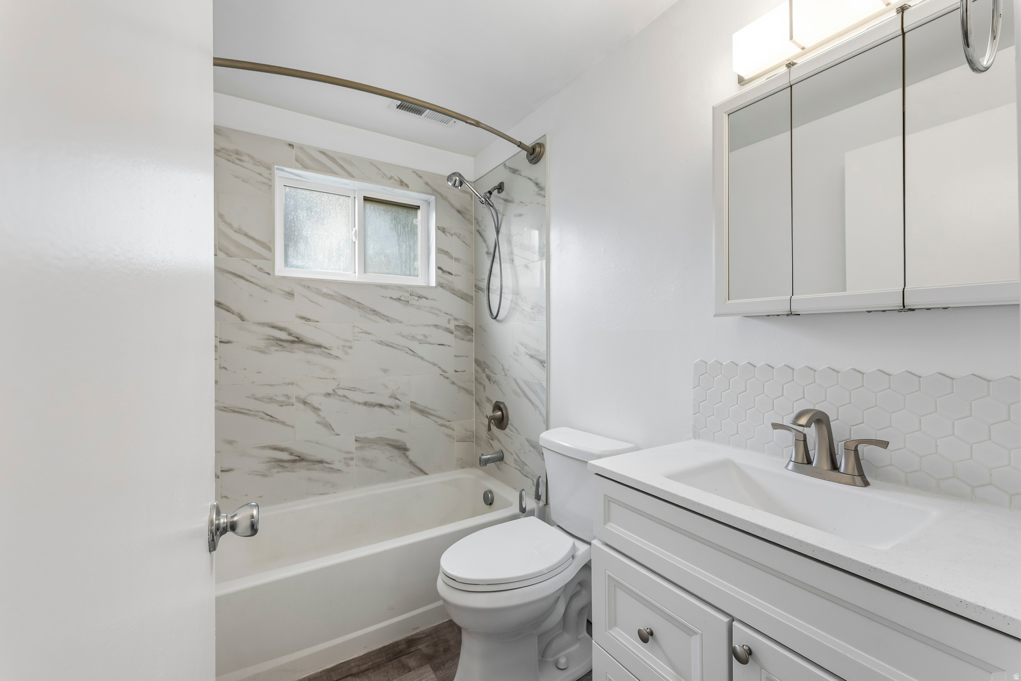 CASTLEBROOK - Residential