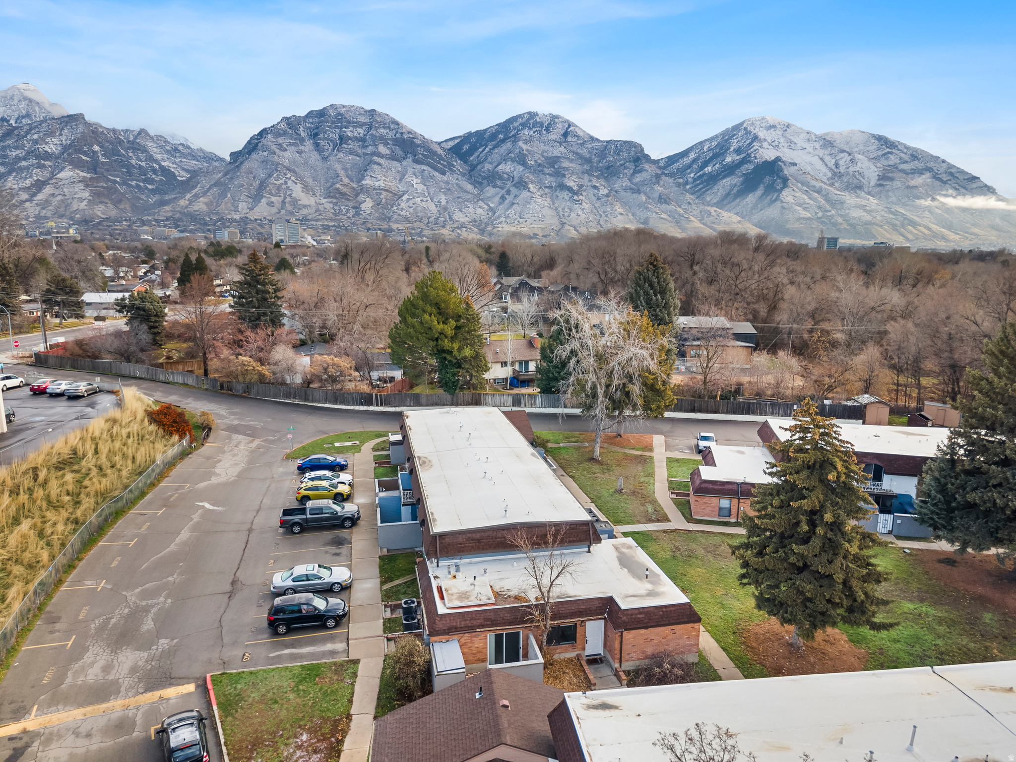 CASTLEBROOK - Residential