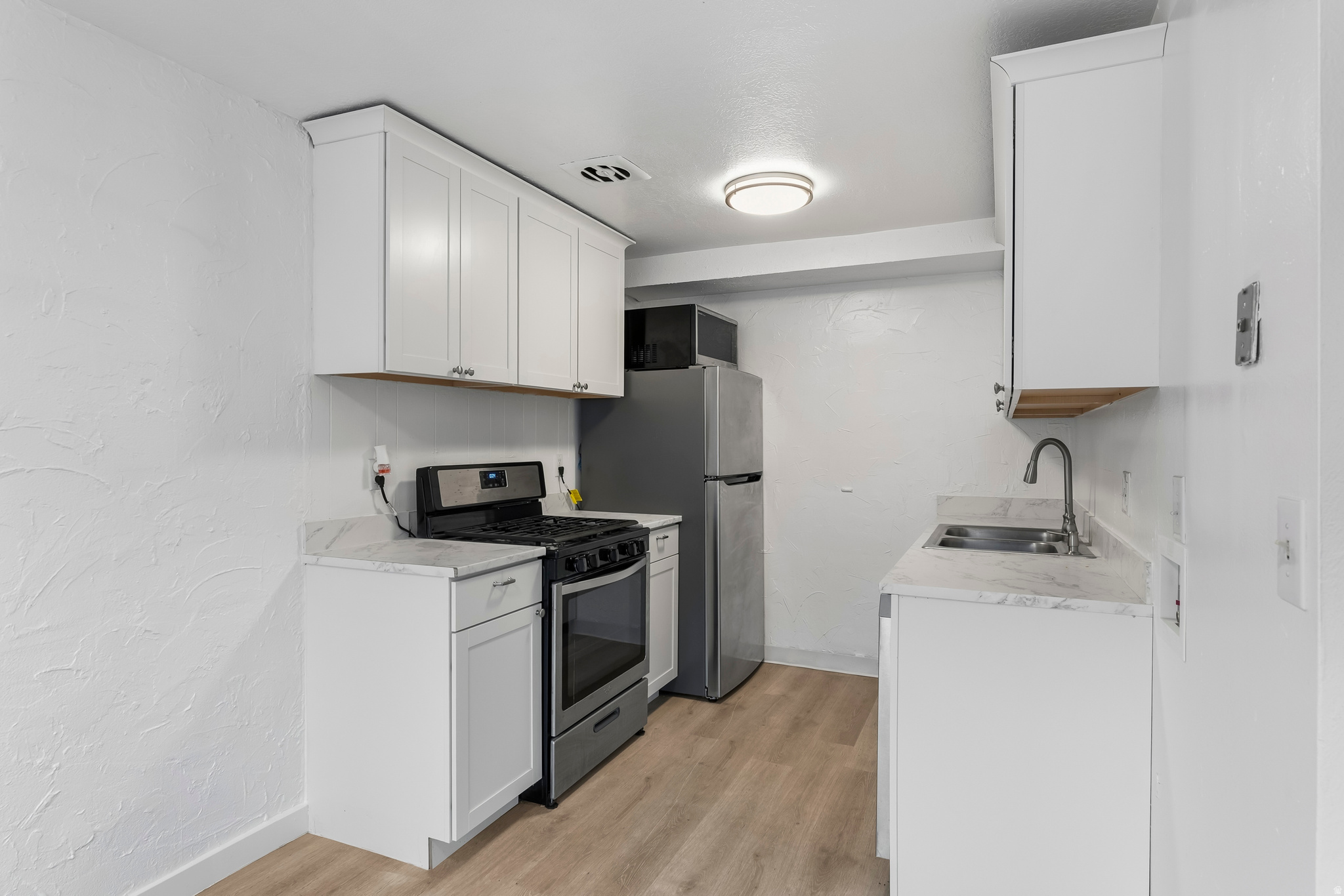 CASTLEBROOK - Residential