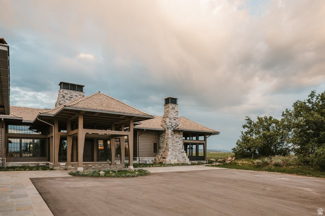 WOLF CREEK - Residential